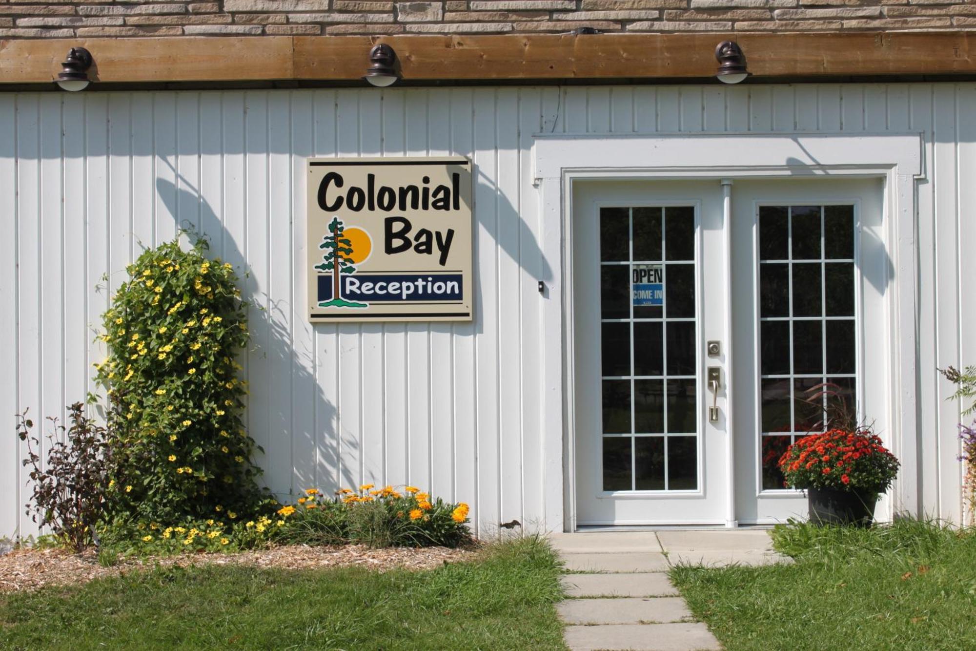 Colonial Bay Motel And Cottages 헌츠빌 외부 사진